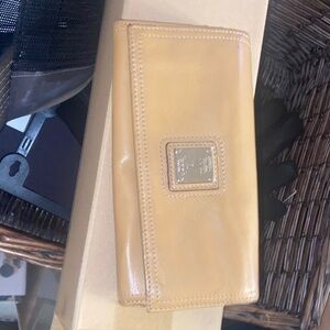 Tan Leather Wallet with Logo Plaque